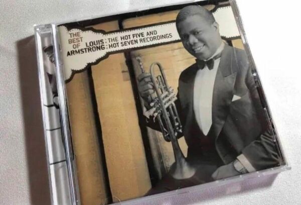 ルイ・アームストロング THE BEST OF LOUIS ARMSTRONG　 輸入盤 CD