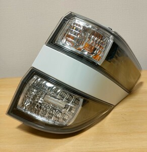 （美品/点灯ok） ヴェルファイア 20 前期 後期 純正 LED テールランプ 右 外側 koito 58-29 刻印→9 ★弾切れ無し★ テールライト