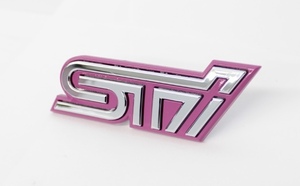 【新品未使用】スバル 純正　インプレッサ GD/GG STI グリルバッチ エンブレム ピンク　（※オーナメントのみ）