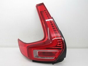 《良品》 ボルボ XC40 XB系 純正 左 テールライト 【 31446790 】 (M092978)