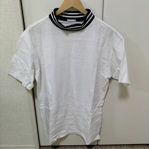 【即購入OK！匿名配送！】ハイネック　半袖　Tシャツ　白　スポーツ