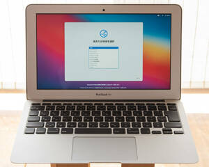 MacBook Air 11inch Early 2014 (MD711J/B) i5/1.4GHz/4GB/SSD128GB/シルバー