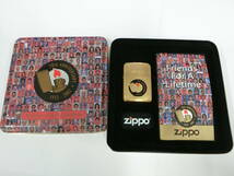 35079◆未使用 70th ANNIVERSARY Zippo Brass Case 70周年記念ジッポー　ブラスケース　メタル貼り2002年製造　金色ユニット 希少品　缶入_画像1