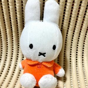 ミッフィー miffy ぬいぐるみ　マスコット　ストラップ