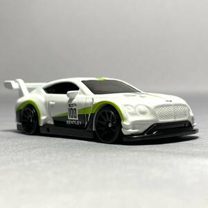 1/64 Hotwheels ★ 2018 BENTLEY CONTINENTAL GT3 ★ ホワイト ベントレー ルース