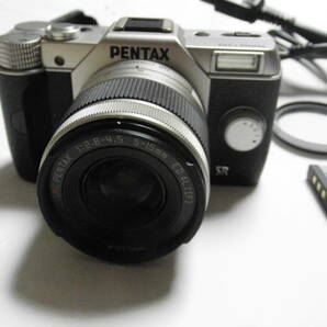 美品 PENTAX Q10 レンズキット 5-15mm F2.8-4.5 ミラーレス一眼 動作確認済の画像2