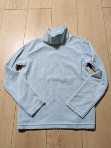 UNIQLOユニクロ130cm　ふわふわハイネックカットソー　水色