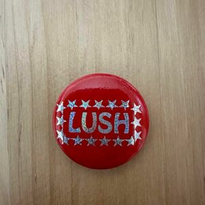 Supreme LUSH Button Red 赤 缶バッジ 缶バッチ 缶バッジ