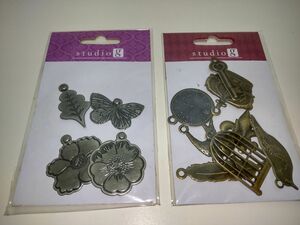 studio g 4metal accent charms 手芸　蝶　花　鳥　羽　王冠　時計　鍵　モチーフ　12種類　ハンドメイド