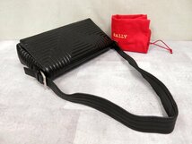 ●超美品●BALLY バリー●フラップ●キルティング●ラム レザー 本革●ショルダー バッグ●黒●シルバー金具●肩掛け●かばん●Js44737_画像4