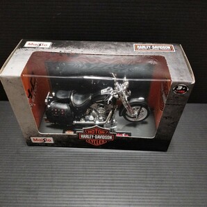 ● マイスト「1/18　ハーレーダビッドソン　1999 FLSTS Heritage Softail Springer」maisto　バイク　ミニカー