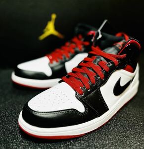 ☆送料込■新品28.5cm■ナイキ エア ジョーダン１MID ホワイト/ブラック/ジムレッド AIR JORDAN 1 【定価.18700円】