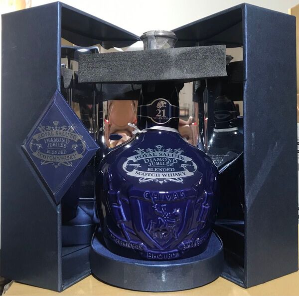 ROYAL SALUTE 21年 DIAMOND JUBILEE ロイヤル サルート ダイヤモンド ジュビリー 700ml 