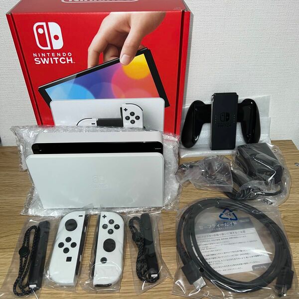 Nintendo Switch 有機ELモデル ホワイトに付属していた純正の付属品セット　保証書あり