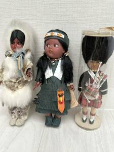 YR14)人形 インディアン人形　エスキモー少女　ロンドン近衛兵　男の子 女の子 赤ちゃん　置物 アンティーク ヴィンテージ レトロ 三体