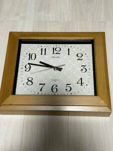 YR16)SEIKO セイコー 壁掛け時計 掛け時計 QUARTZ クオーツ 昭和レトロ 掛時計 時計 見えやすい 水晶時計　QA861