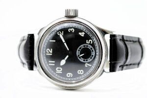 298　BEAMS+ Military Watch QZ　TYPE B-SS　ビームスプラス ミリタリー スモセコ バブルバック ブラック文字盤 クォーツ メンズ 腕時計