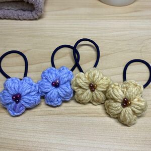 ハンドメイド 発表会やお祝いに ヘアゴム 毛糸