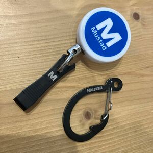 マスタッド リール付きラインカッター カラビナ セットMUSTAD mustad