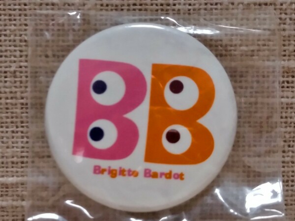 新品未使用　ブリジット・バルドー　BBデザイン　缶バッジ　バッチ　デザイン　ロゴ　ビンテージ　Brigitte Bardot　badge　送料無料