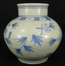 《ＢＴ》李朝 白磁染付牡丹文壺 ２３．５ｃｍ_画像5