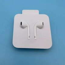 新品未使用 純正 イヤフォン iPhone 付属品 USB-Cイヤフォン_画像1