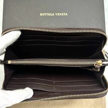 ★【極美品！希少！】 BOTTEGA VENETA ボッテガヴェネタ イントレチャート 長財布 ラウンドファスナー　ダークブラウン　定価7.8万 13_画像7