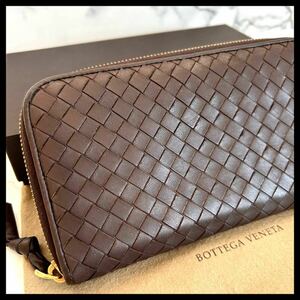 ★【極美品！希少！】 BOTTEGA VENETA ボッテガヴェネタ イントレチャート 長財布 ラウンドファスナー　ダークブラウン　定価7.8万 68