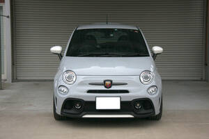 Abarth695 EsseEsse Limited edition Right hand drive/５速MT One owner アクラポヴィッチ 全国限定合計400台(rightH5MTグレー100台)esseesse