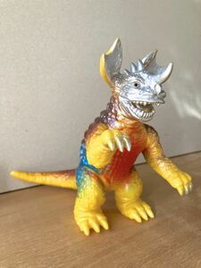 バラゴン　黄　復刻　キングザウルス　検索　ゴジラ　ウルトラ怪獣　ポピー　スラッシュカンパニー