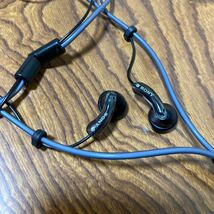 SONY ソニー　 ネックストラップスタイル　イヤホン　MDR-NE2_画像4