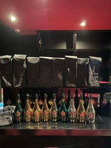 アルマンド　空瓶　飾り　ガルバ　キャバクラ　シャンパン