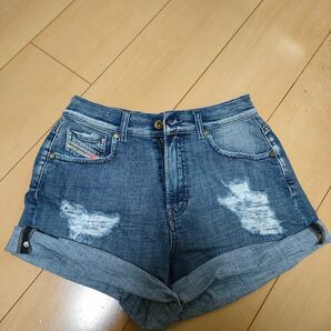 美品DIESELショーパン