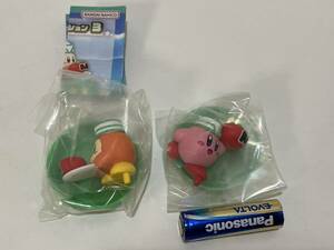 星のカービィ ディスカバリー　フィギュアコレクション３　2種　カフェ店員カービィ　カフェ店員ワドルディ　Kirby