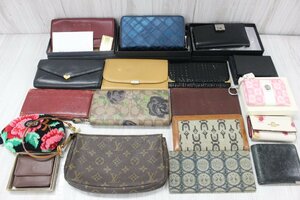 【行董】AC000ABC51 おまとめ ポーチ 財布 ブランド Louis Vuitton ルイヴィトン COACH コーチ BURBERRY バーバリー など