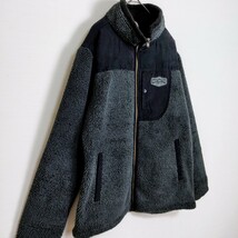 【人気】MACBETH マクベス☆ワッペン刺繍ロゴ付ボアジャケット／ブルゾン　Lサイズ　切替デザイン　グレー＆BLACK 灰・黒 ジップアップ_画像3