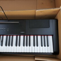 電子ピアノ artesia PA-88H+　デジタルピアノ 88鍵盤 ヘッドフォン付き　フルサイズ 初心者 動作品_画像6