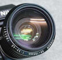 豪華セット ニコン F3 フィルム一眼レフカメラ レンズ モータードライブ ストロボ フィルター その他付属品多数 _画像9