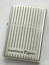 未使用品　阪神タイガース ジッポ HANSHI Tigers ZIPPO MADE IN USA シルバー アンティーク　縦じま_画像1