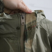 C288 70sビンテージ Woolrich ナイロンジャケット■1970年代製 XLサイズぐらい グリーン ウールリッチ マウンテンジャケット 古着 古着卸_画像6