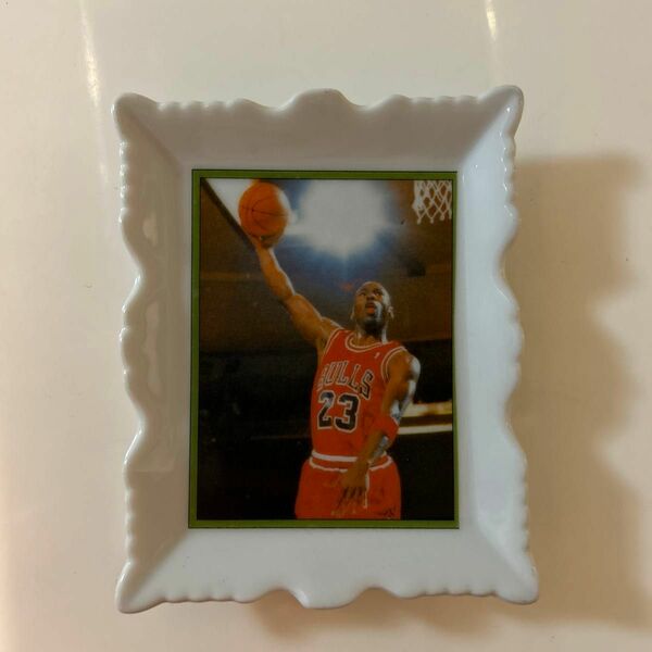 レア！！マイケルジョーダン　陶器製プレート 12.5×10cm 壁掛け　皿　オブジェ Michael Jordan NBA