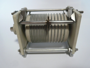 JOHNSON(USA)製　Roller Inductor 229-202(18μH) バリアブルインタクター