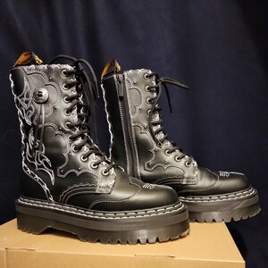 Dr.Martens