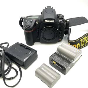 8071M☆ 【Nikon】 D7000 ボディ ニコン デジタル一眼レフカメラ 本体 バッテリー 2個 充電器 保管品 動作未確認 ジャンク扱い