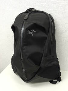 ◆ ARC’TERYX アークテリクス ARRO 16 BACKPACK アロー16 バックパック リュック 黒 ブラック 白刺繍ロゴ 廃盤カラー 2021年製