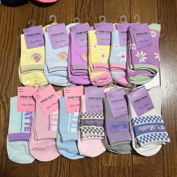 18)DAISO レディース レギュラー ソックス 22〜24cm 12足セット