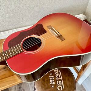 Gibson 1960s J-45 Vintage Cherry Sunburstの画像9