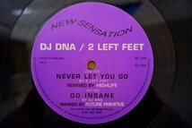 C3-161＜12inch/UK盤＞2 Left Feet / DJ DNA Never Let You Go / Go Insane (Remixes)_画像1