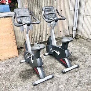 【米軍放出品】アップライトバイク 2台 ジムマシン トレーニング エクササイズ LifeFitness CLSC ☆BB15KM-W#24の画像1