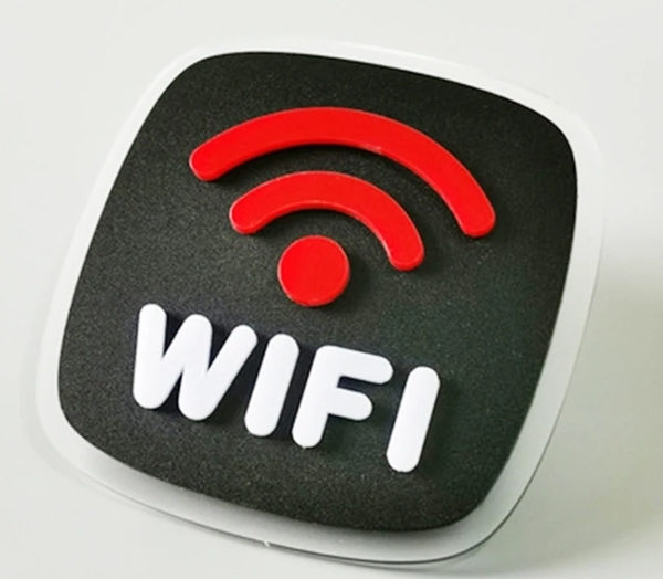 ☆★ WIFI 看板 アクリル看板 ☆3Dタイプ ★ 10cm×10cm 両面テープ貼り付けタイプ ★ 嬉しいね♪送料無料 ★☆